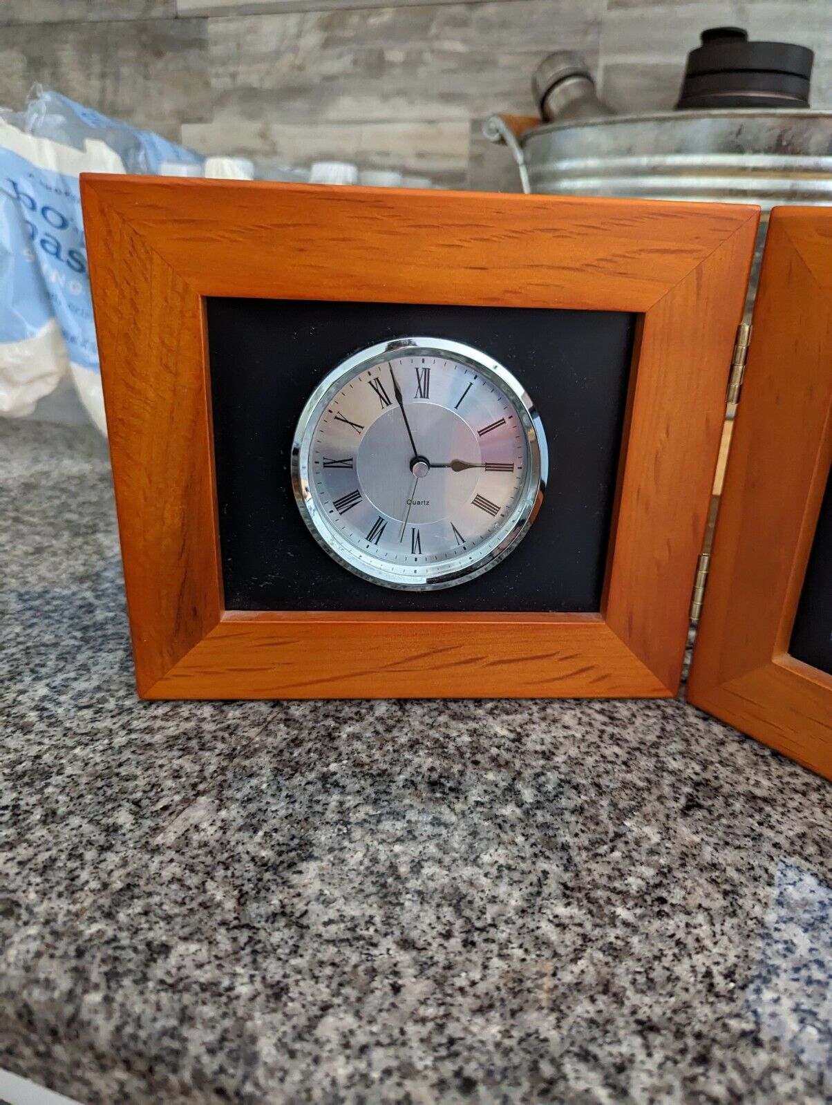Digital Photo Frame Video Music & Clock Coby Wood Frame 5.6-Inch Gift Album