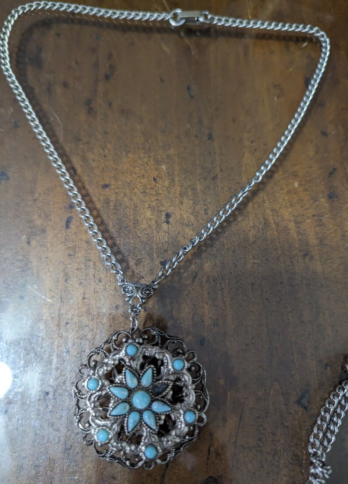 Vintage Silver tone Necklace with Turquoise Stones Pendant