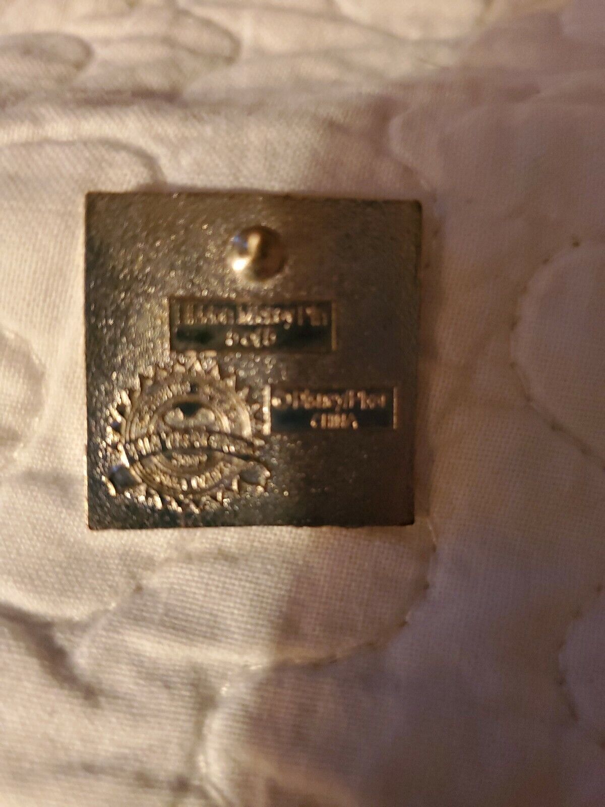 DISNEY 2009 DISNEY HIDDEN MICKEY OFFICIAL TRADING COLLECTIBLE PIN