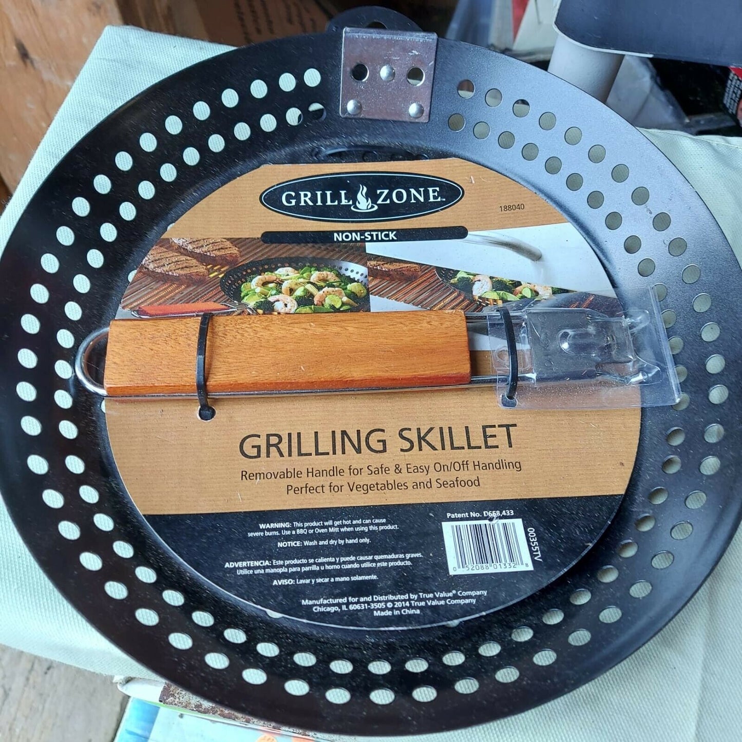Grill Zone Grilling Skillet Round New In Box
