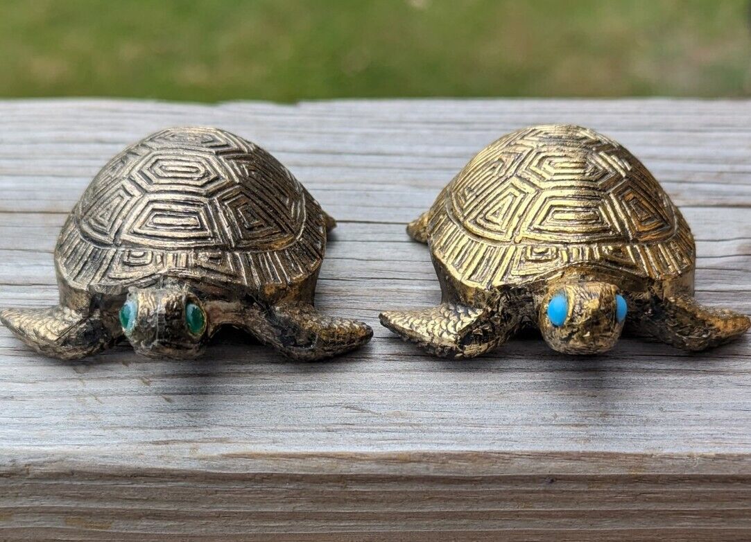 Vintage Holiday Fair Co 1971 Two Turquoise Eyed Brass Turtles Figurines Japan