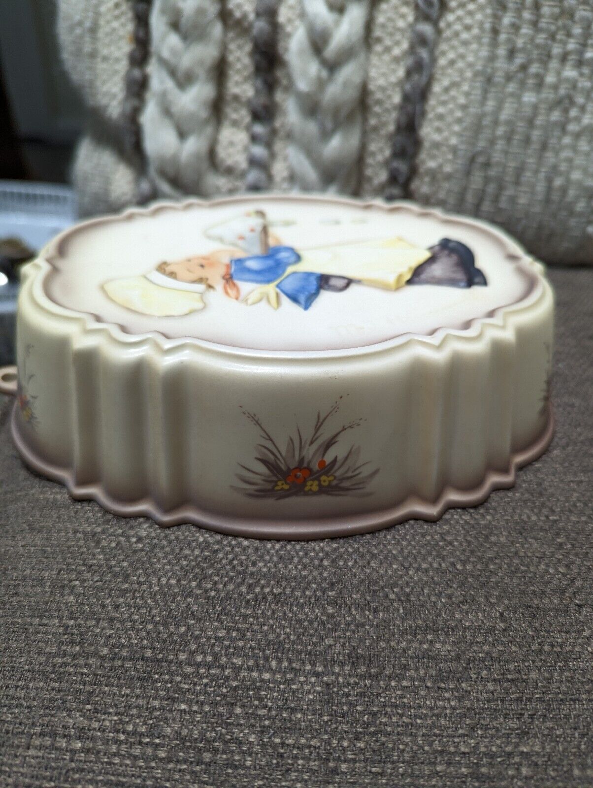 Hummel Chef Cake Baking Mold-Goebel Germany, Oval Wall Hanging-Vintage 1989