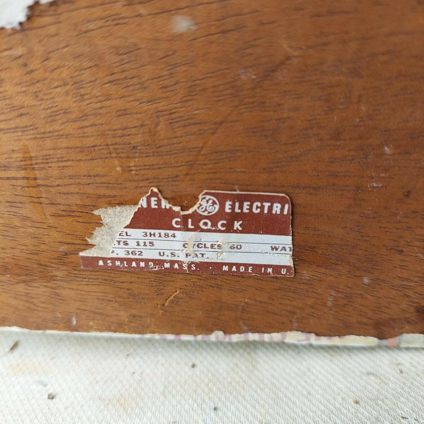 Vintage 1950s GE White Wooden Electric Mantel Clock Works