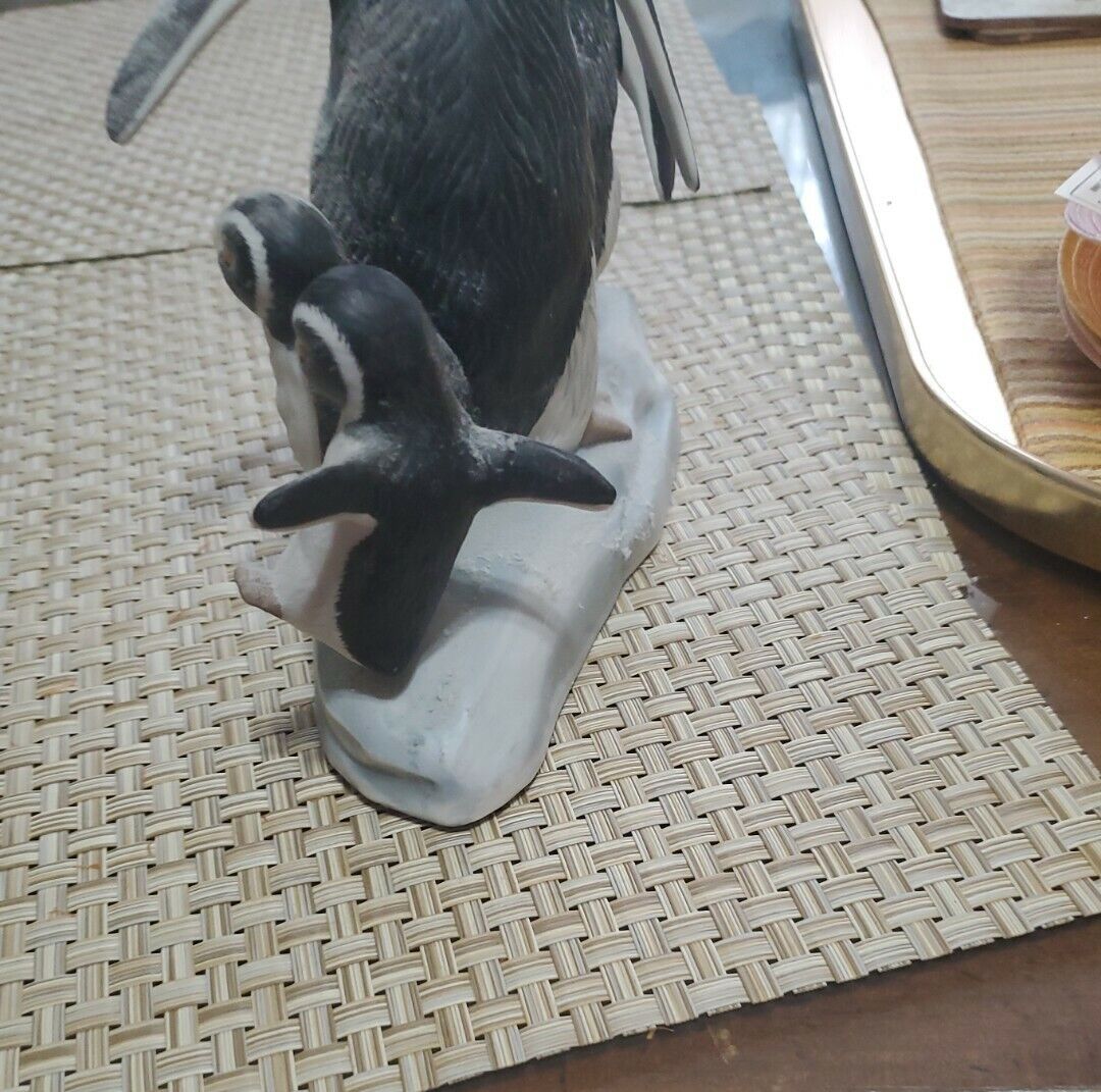 Franklin Mint "Walk This Way" Penguin Family M Emblem Porcelain 1989 Figurines