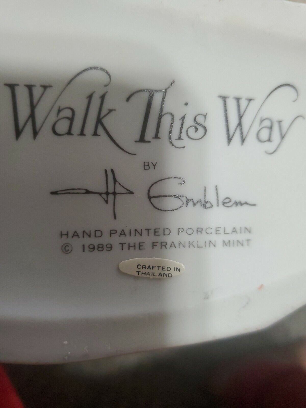 Franklin Mint "Walk This Way" Penguin Family M Emblem Porcelain 1989 Figurines