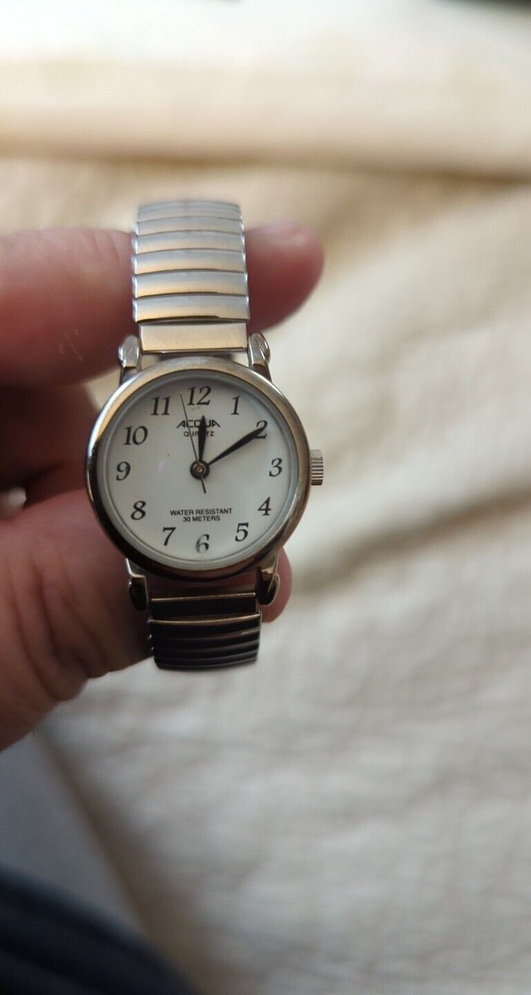Accura Quartz Watch Ladies 30 meter WR