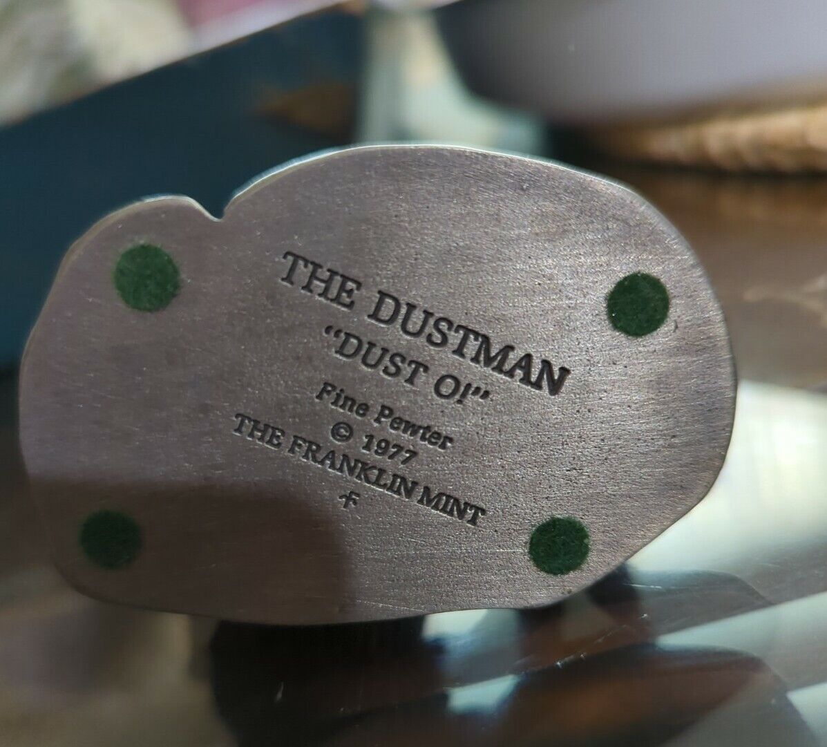 THE DUSTMAN FINE PEWTER FIGURINE FRANKLIN MINT 1977 4"x3"