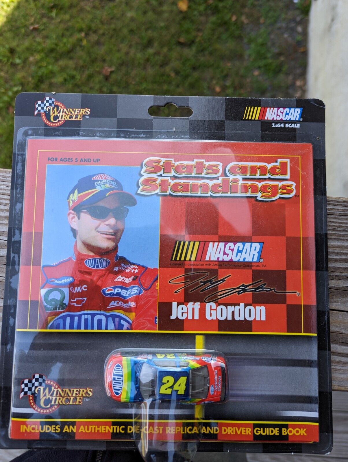 Jeff Gordon Winners Circle Stats & Standings with 1/64 Die-Cast