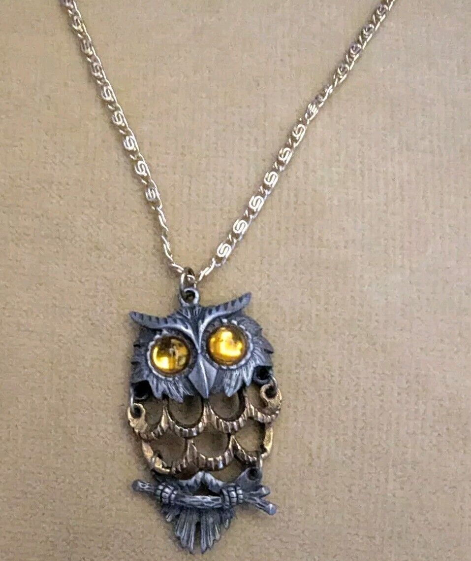 Vntg 2.5” Reticulated Owl Pendant,Amber Eyes Golden,Pewter,Metal, 18" S Chain