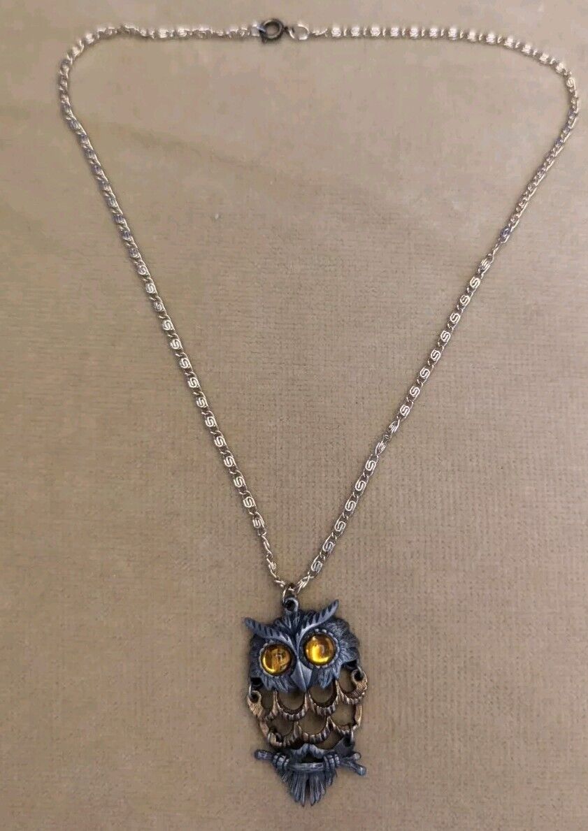 Vntg 2.5” Reticulated Owl Pendant,Amber Eyes Golden,Pewter,Metal, 18" S Chain