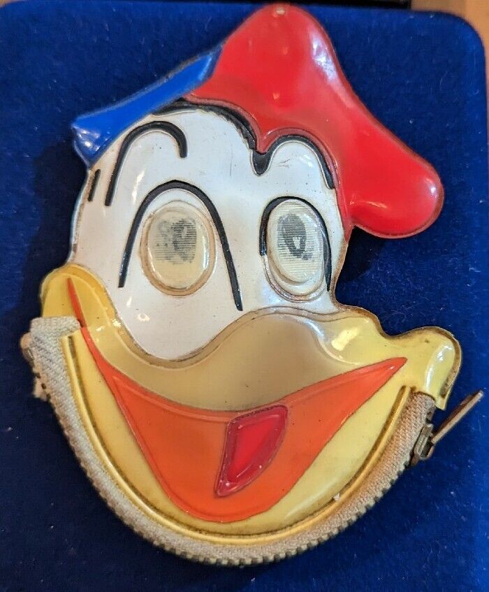 Vintage Disney Donald Duck Plastic Coin Purse