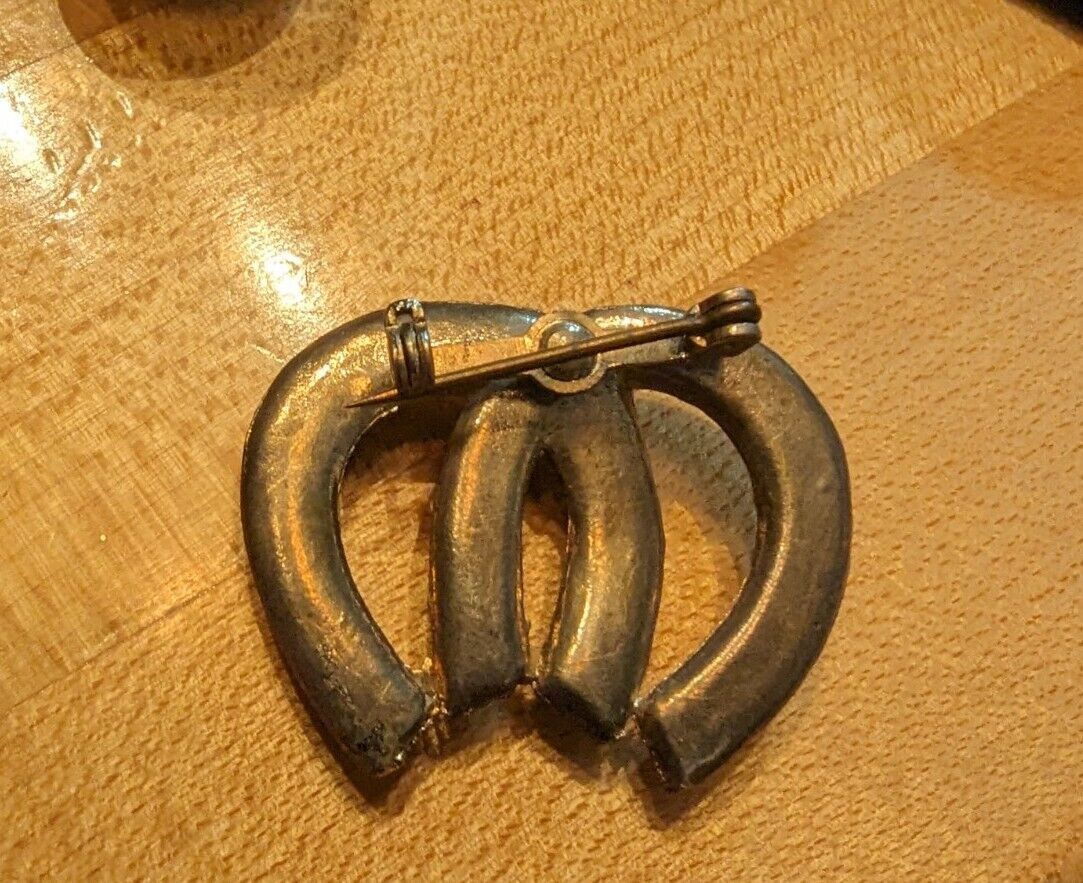 True Vintage 1950s Double Horseshoe Brooch