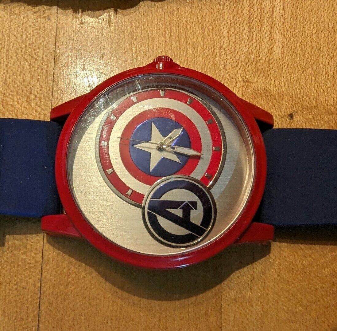 Huge Marvel Accutime Single Watch Avengers Captain America AVG1520KM Working