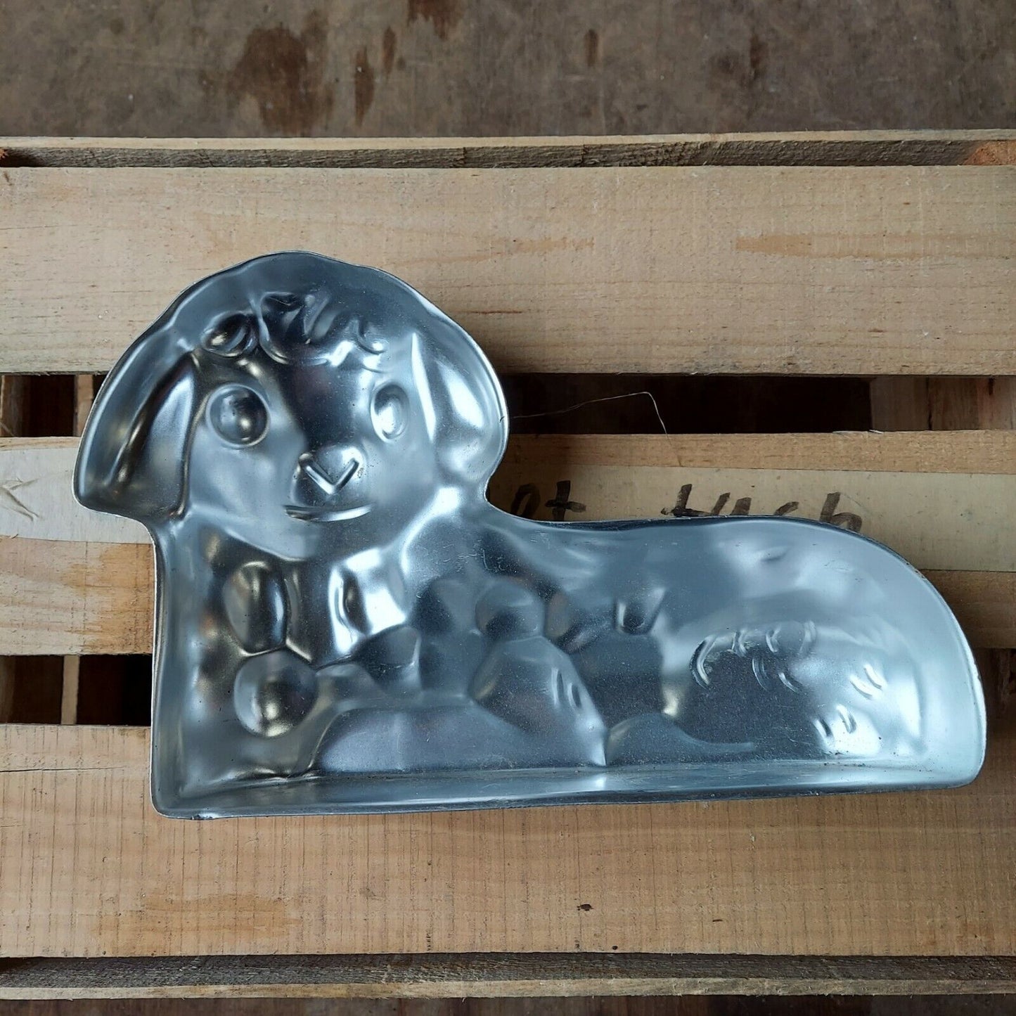 Wilton Large Puppy Chocolate Metal Mold