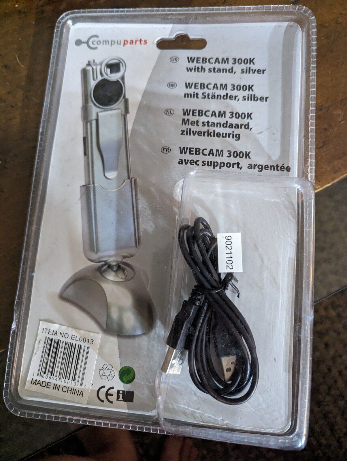 CompuParts Webcam 300K With Stand, Silver NIB Sealed