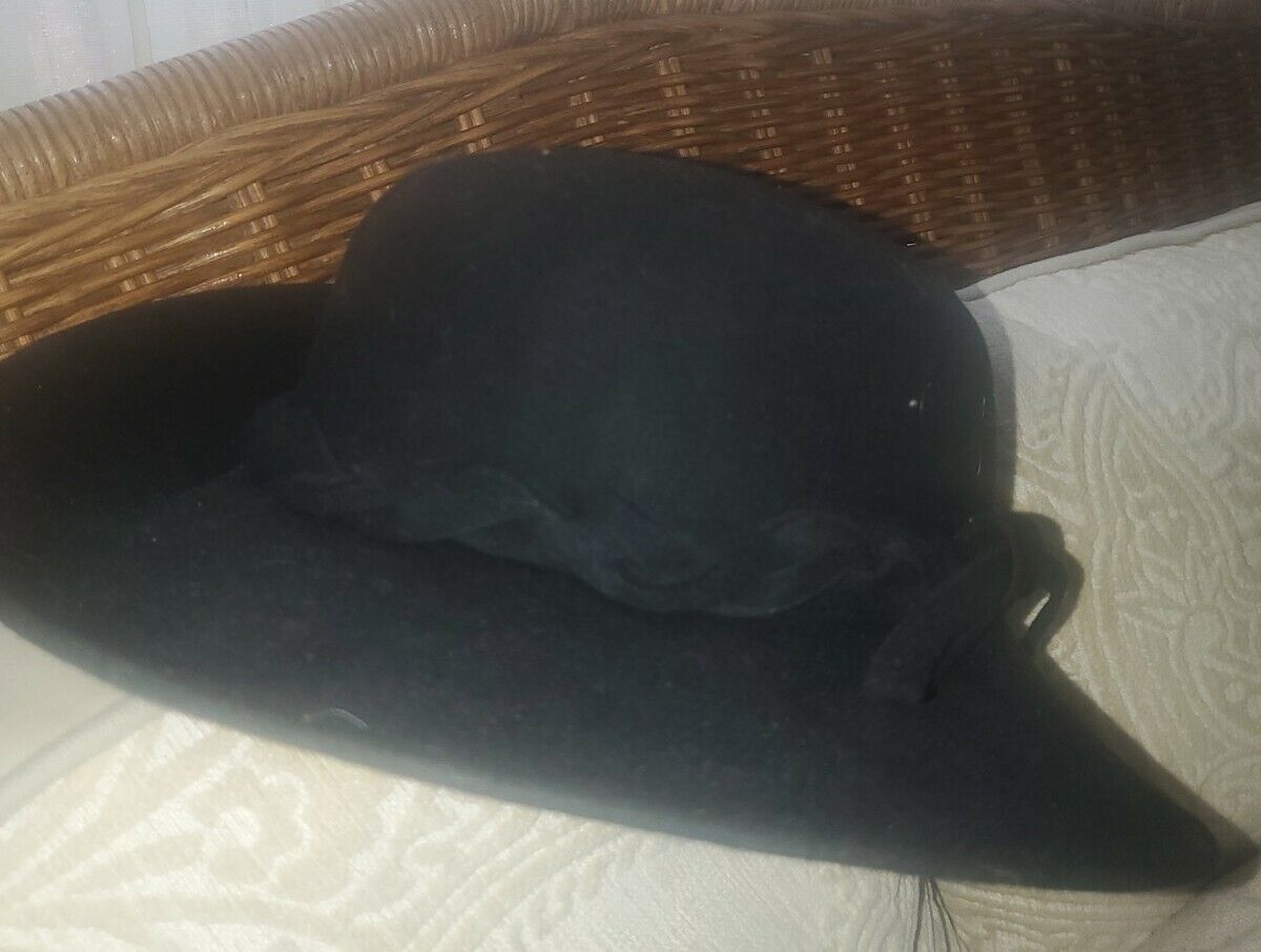 Vintage Complit S.R.L 100% Wool Ladies Fedora Hat Made In Italy Black