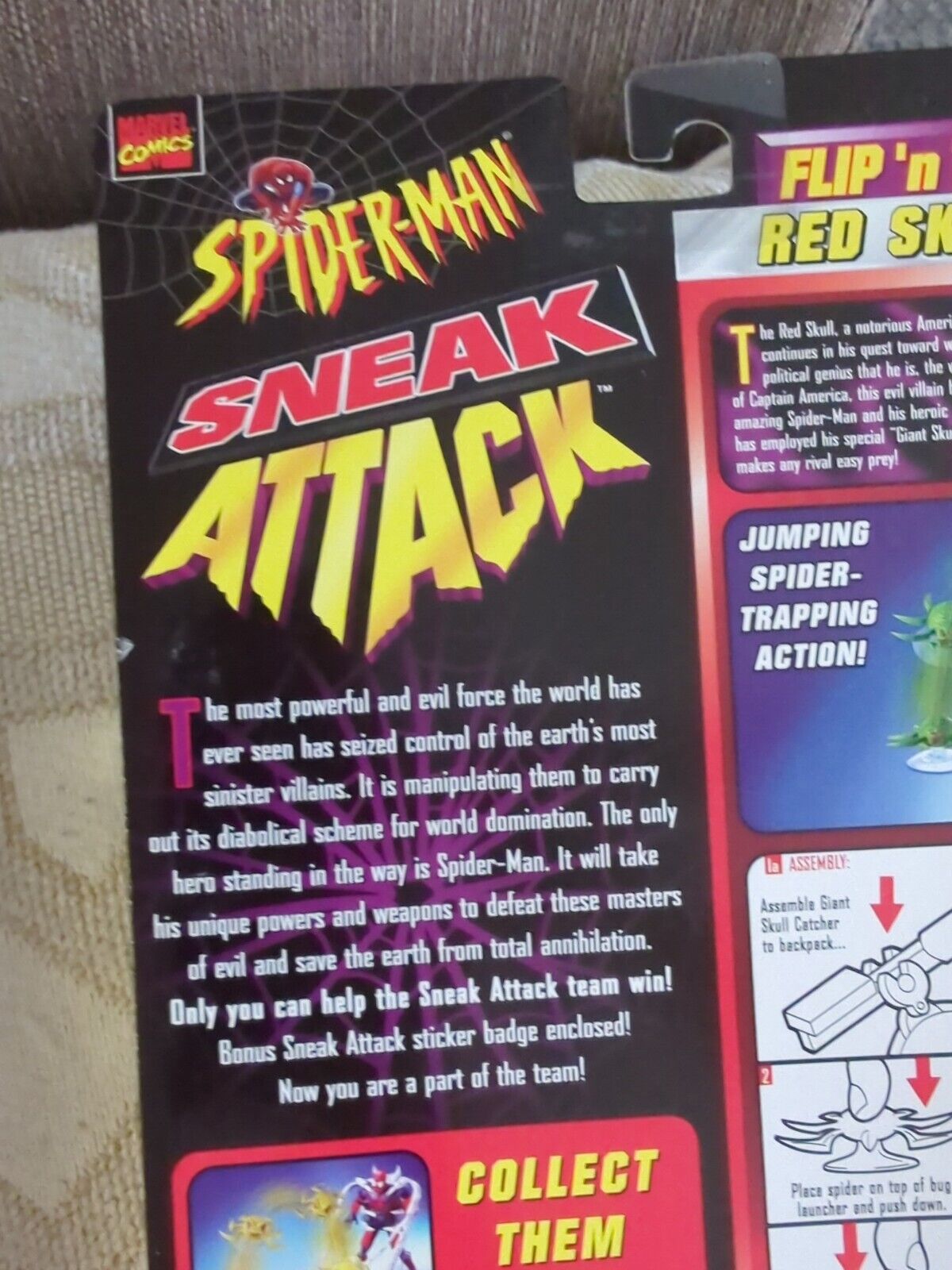 Spider-Man Sneak Attack Flip 'n Trap Red Skull w/ Skull Catcher Toy Biz 1998