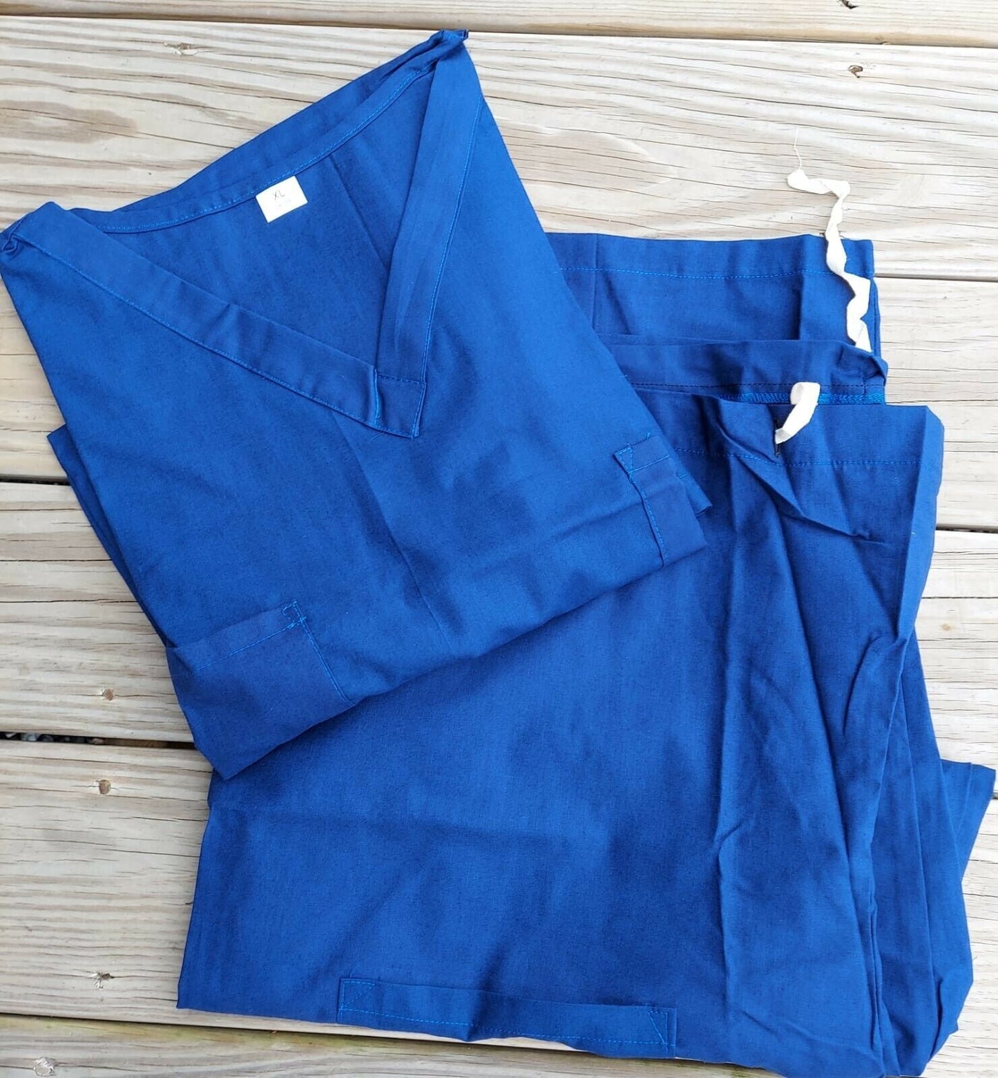 Scrubs Shirt and Pants Set Navy Blue Available in Sm or XL   Free Shipping