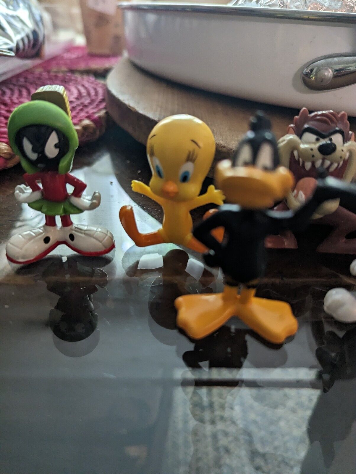 WB FIGURES BUGS BUNNY,DAFFY DUCK,MARVIN MARTIAN,TWEETY BIRD, TASMANIAN DEVIL 2.5