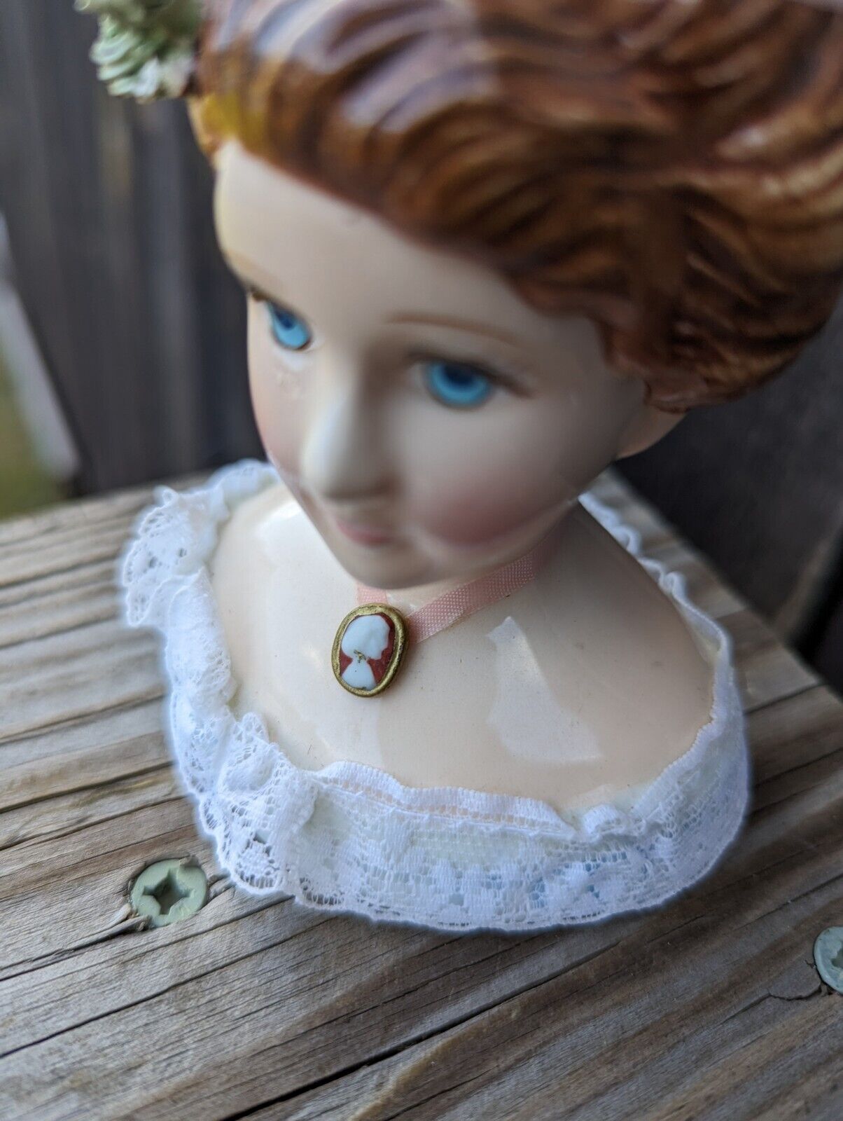 Vntg Schmid Porcelain Lady Wearing Cameo Necklace Head Bust Figurine Sari Lanka