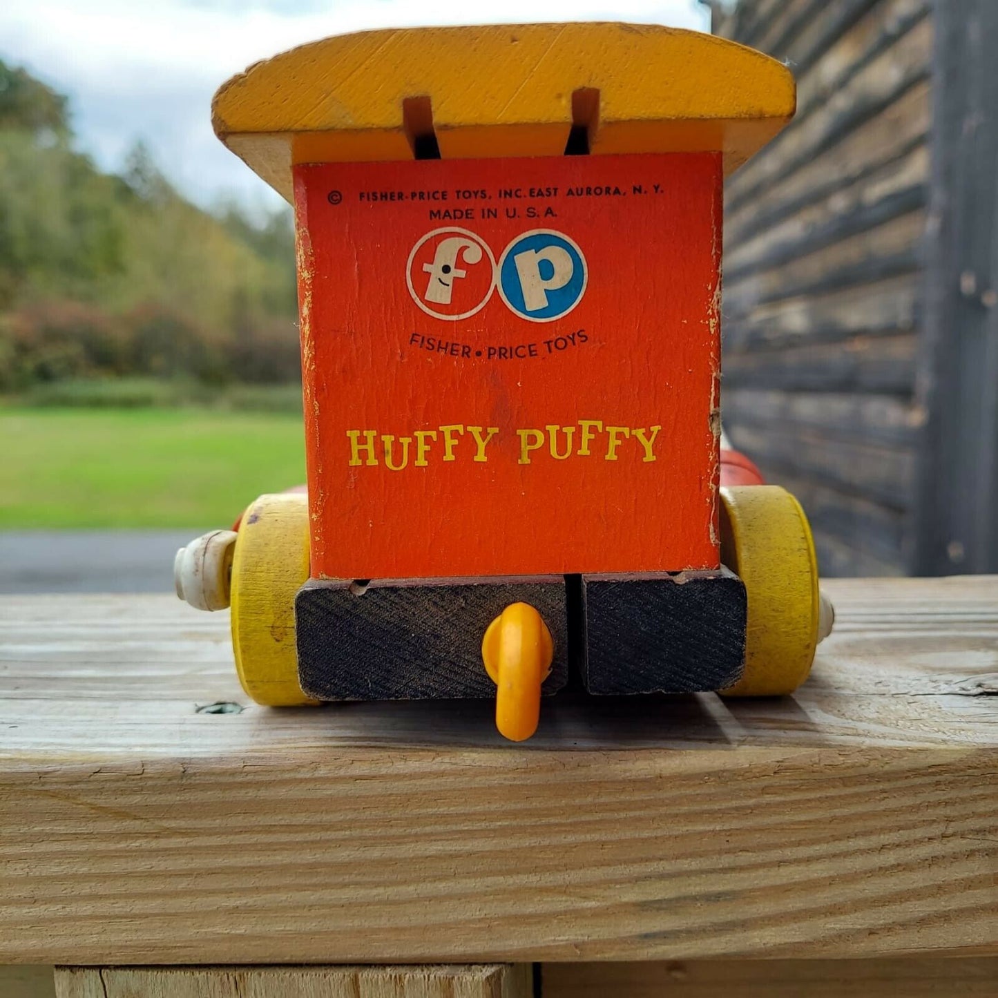 Vintage Fisher Price HUFFY PUFFY 999 Wood TRAIN Engine