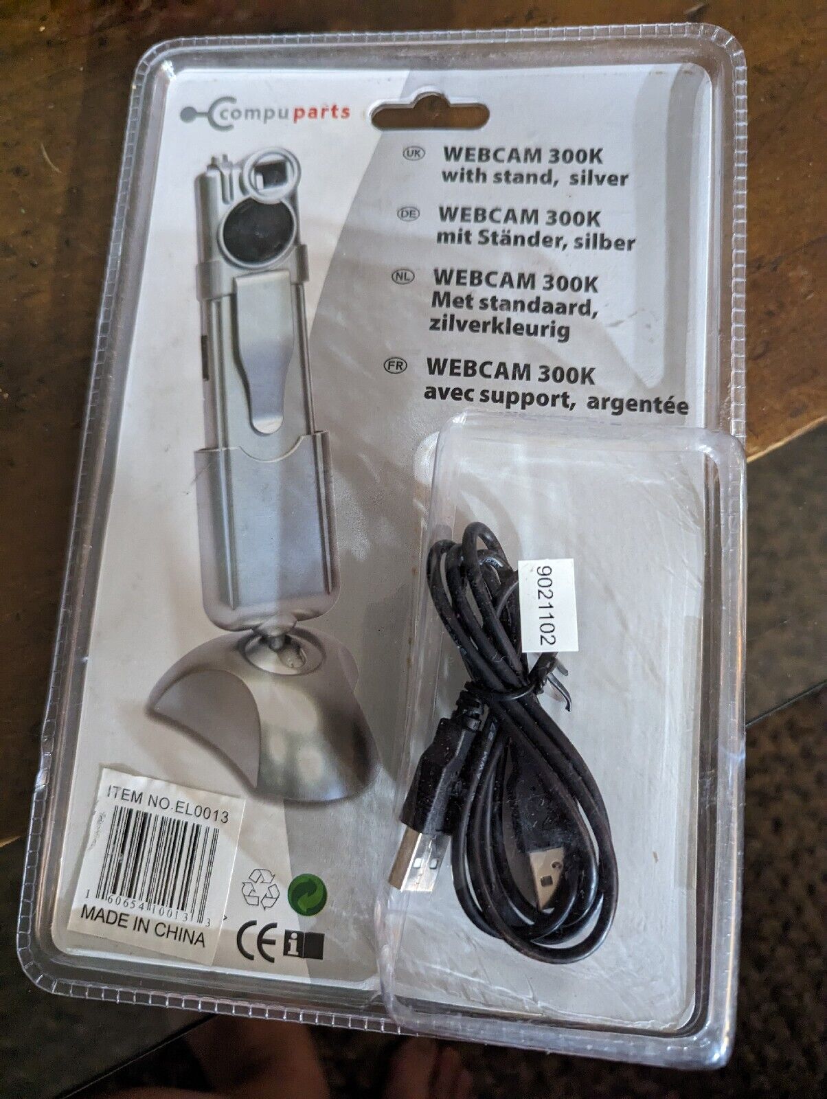 CompuParts Webcam 300K With Stand, Silver NIB Sealed