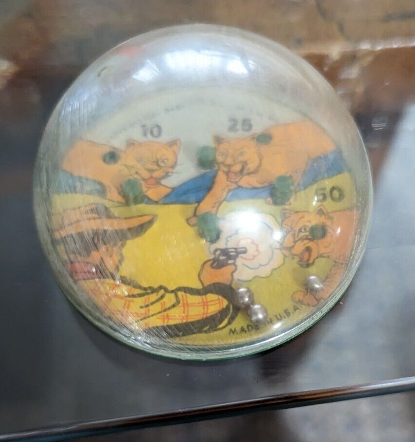 Vintage 1951 Baby World Co NY Dexterity Game Dome Lions Man With Gun Made In USA