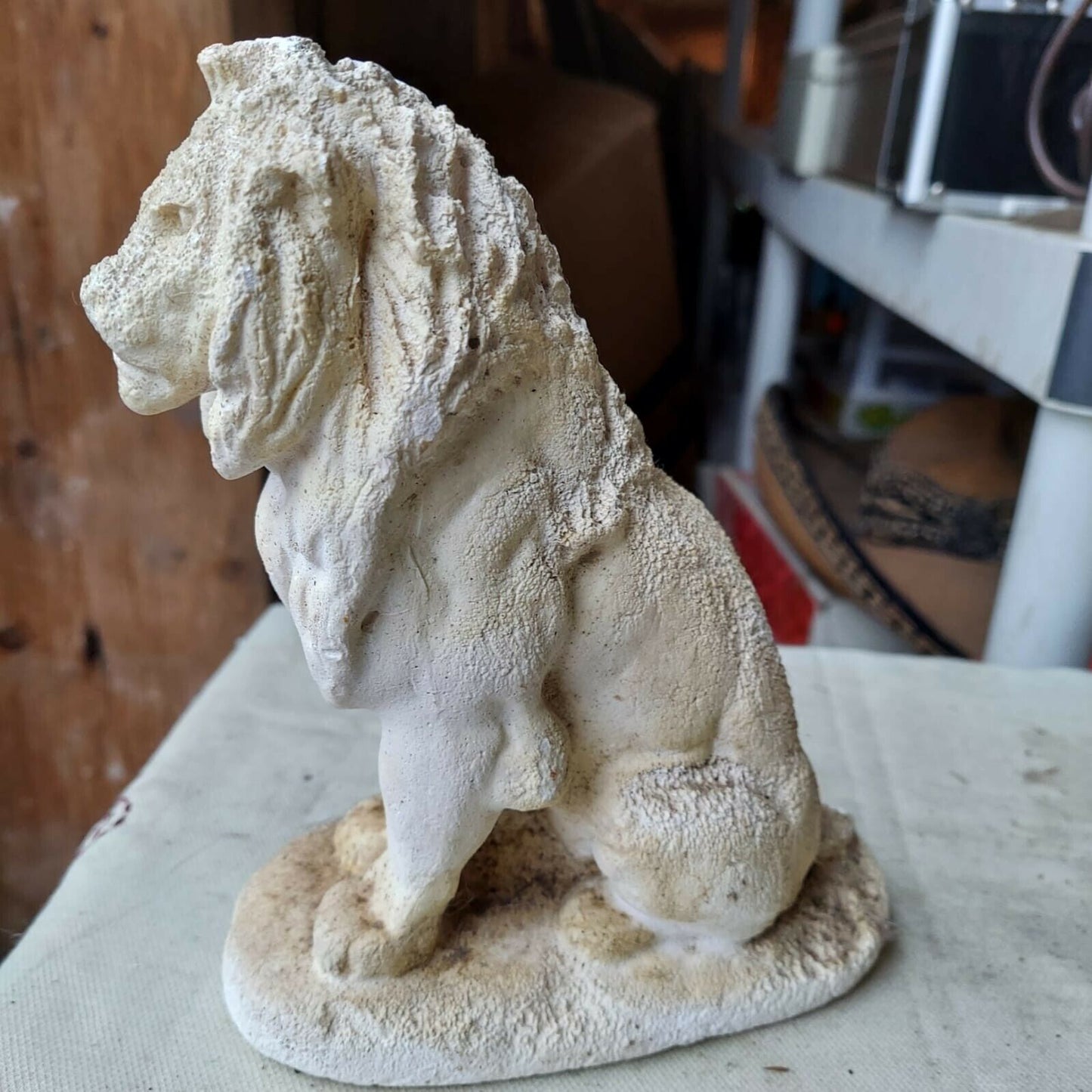 Resin Sculpture Lion 8"