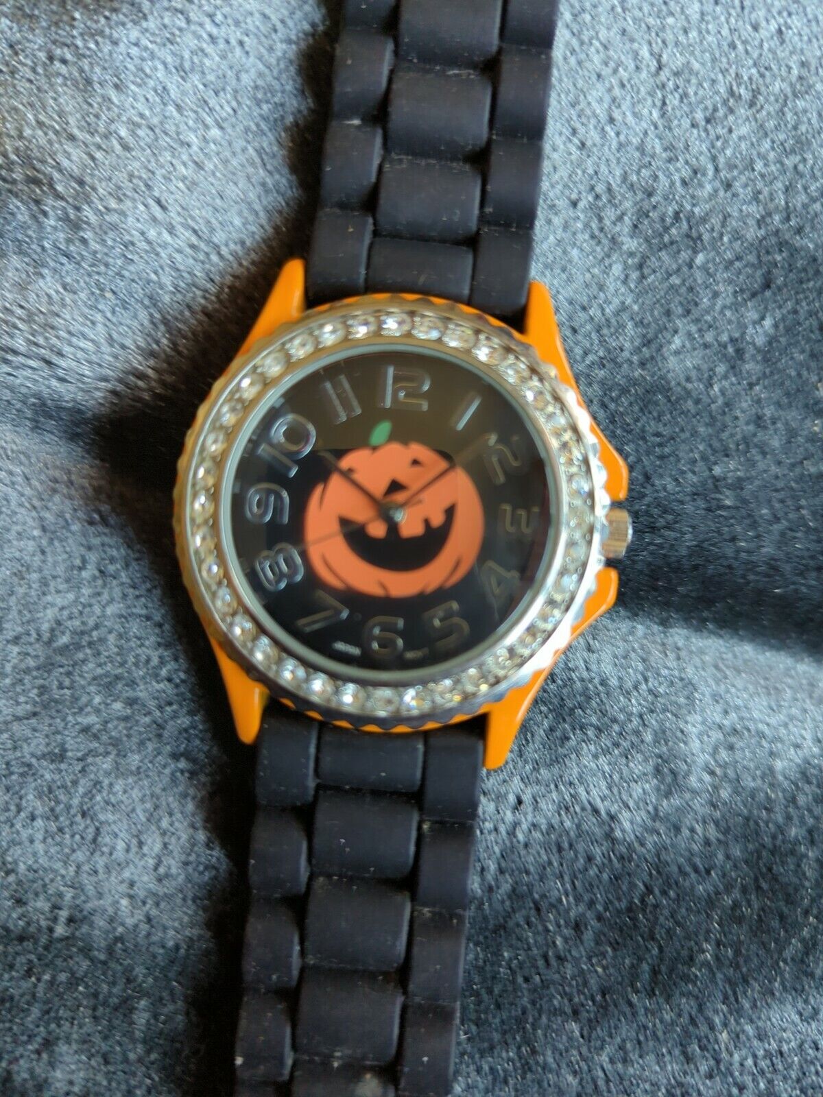 Geneva Platinum Pumpkin Face Watch