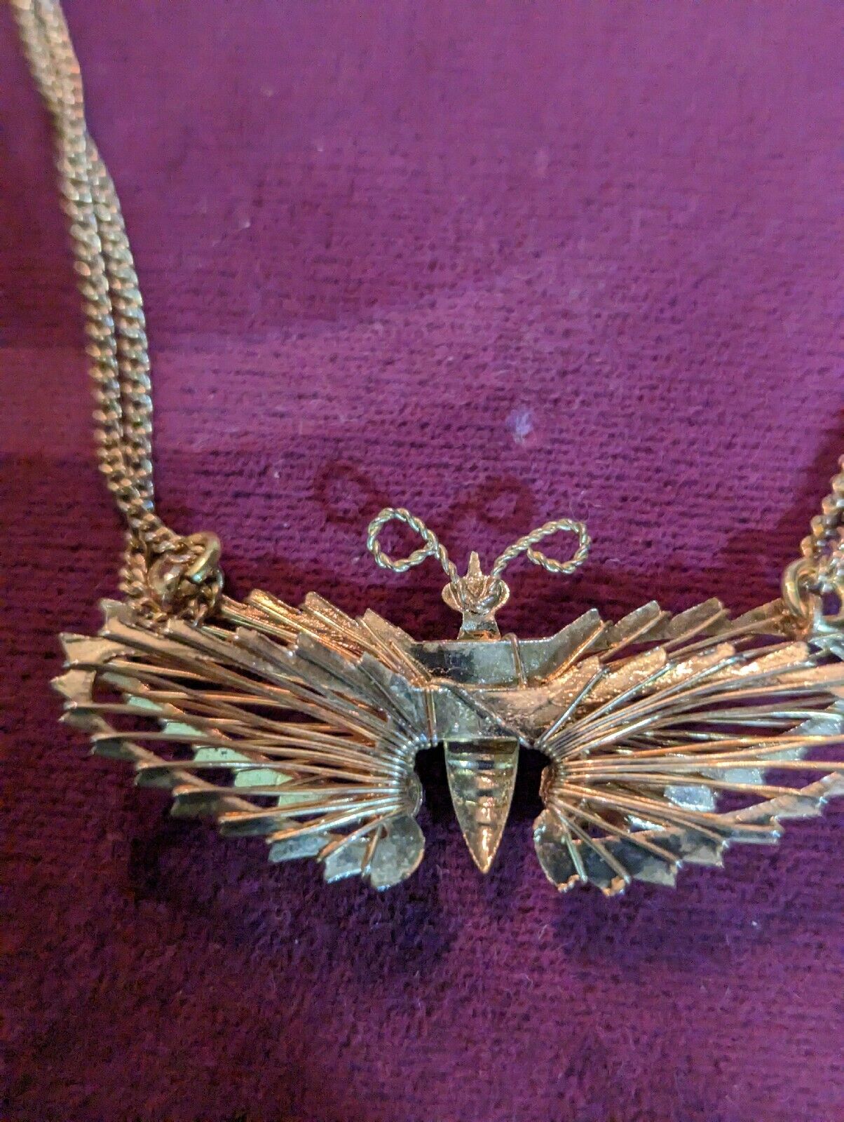 Necklace Butterfly Insect in Gold Tone 16" Link Chain Spring Ring Clasp