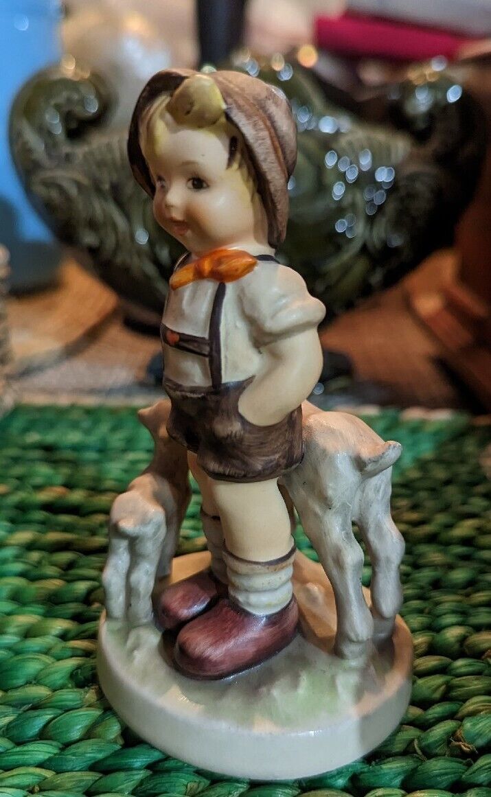 Goat Herder Hummel Goebel Porcelain Figurine 200/0 TMK-4 1960 4.5"