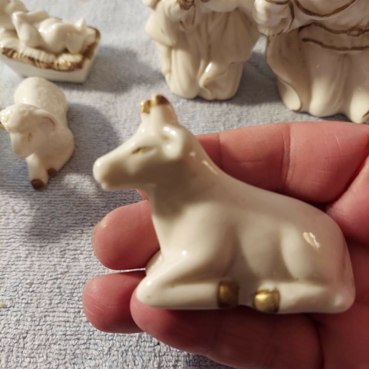 Vintage Nativity Set 8 Figurines