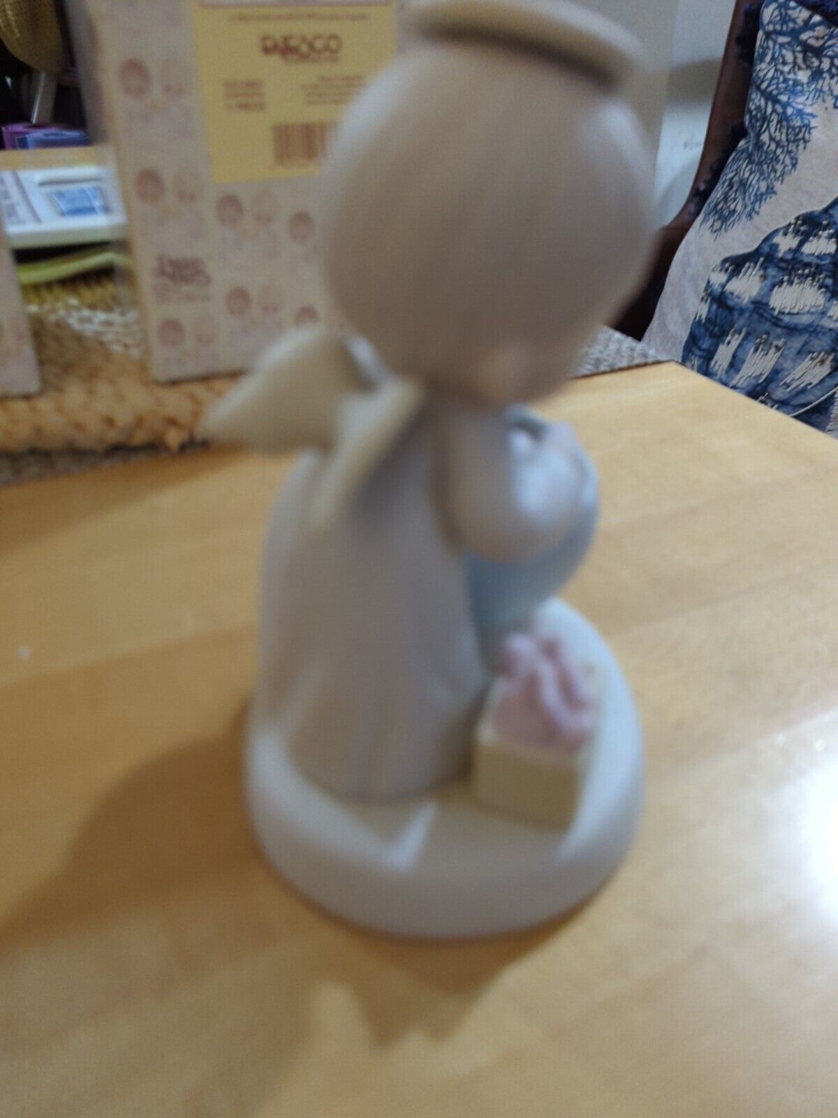 Precious Moments Figurine: 531065 What the World Needs Now is Love (5.5") 1994