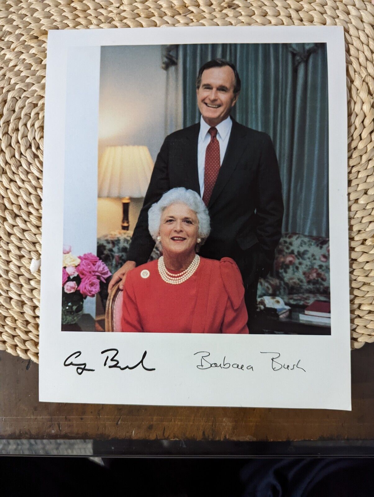 George & Barbara Bush Signed 10x8 Photograph (Reproduction) Autograph