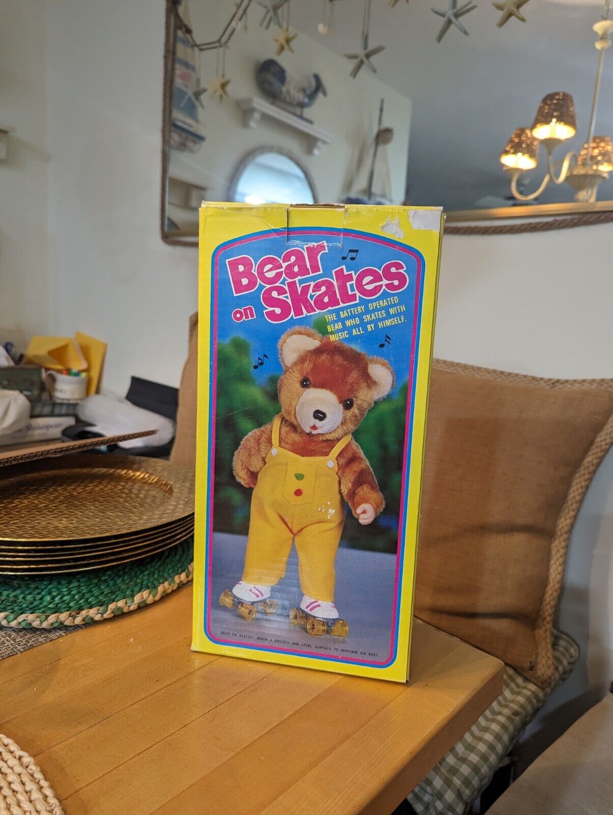 Vintage Bear On Skates With Music Battery Operated Made In Taiwan New In Box