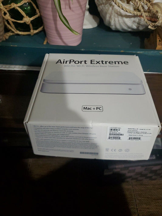 Apple A1143 4-Port Wireless N Router MAO73LL/A