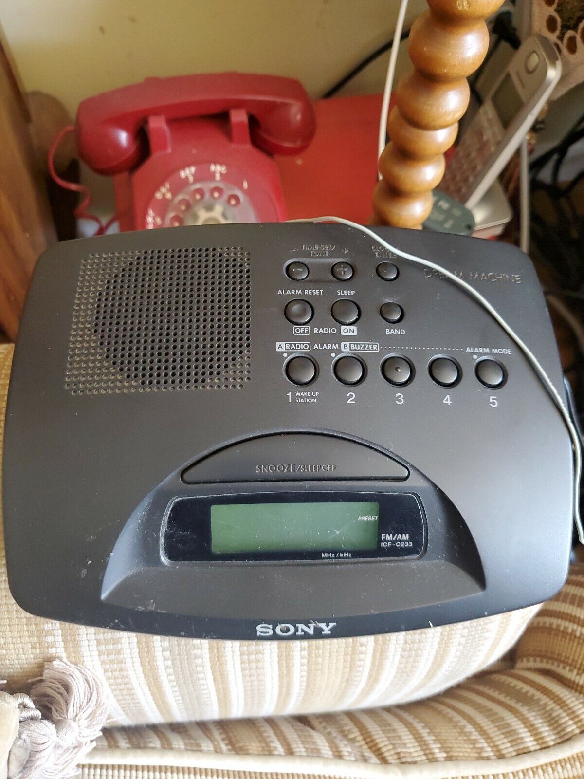 Sony Dream Machine AM FM Clock Digital Radio Model ICF-C233 Tested (4B3)