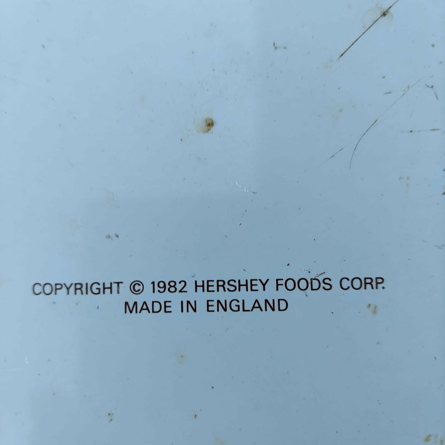 Hershey 1982 VINTAGE Tin Tray W/boy&girl Eating Chocolate Cake. Made in England