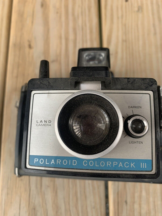 Vintage Polaroid Instant Land Camera Colorpack III Cold-clip #194