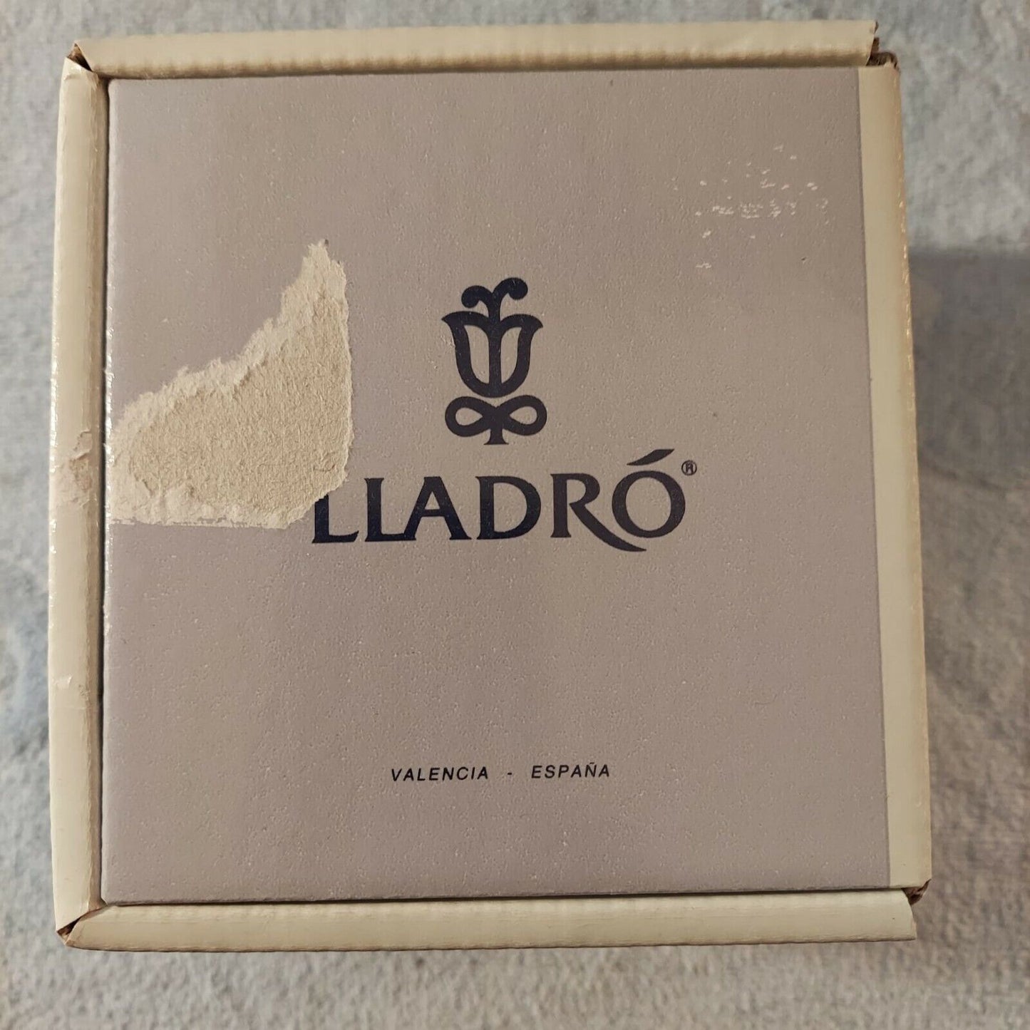 Lladro Summer Bell With Box