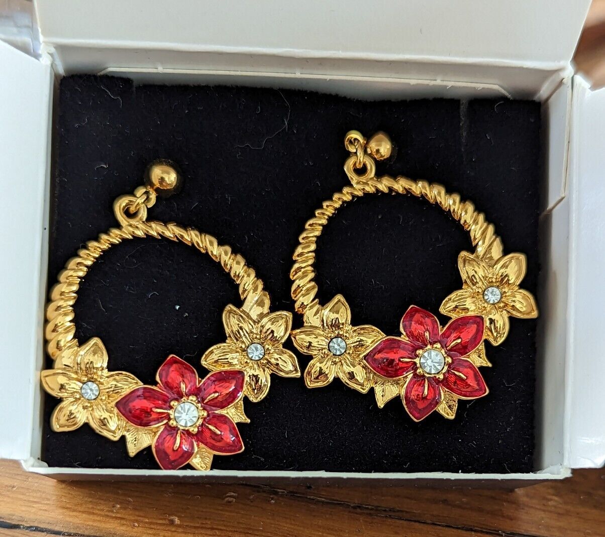 Vintage Avon Poinsettia Pierced Earrings, Golden enamel ,red, rhine, Steel Posts