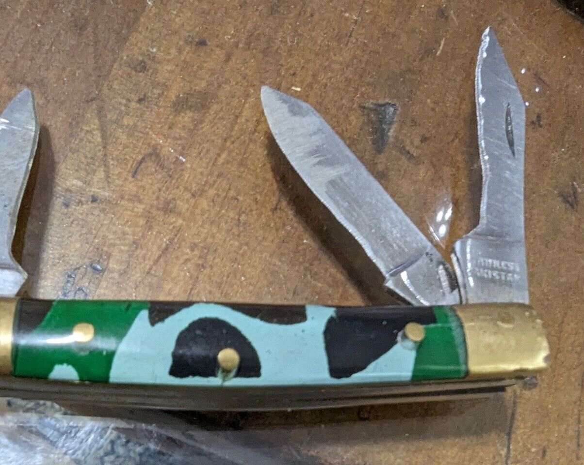 Camo Plastic Handle Knife 3 Blades Made In Pakistan 3-1/2" Stainless Steel Blade