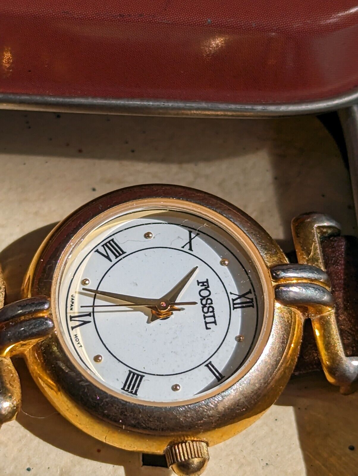 Vintage 1990 Fossil Ladies Watch In Tin Works.