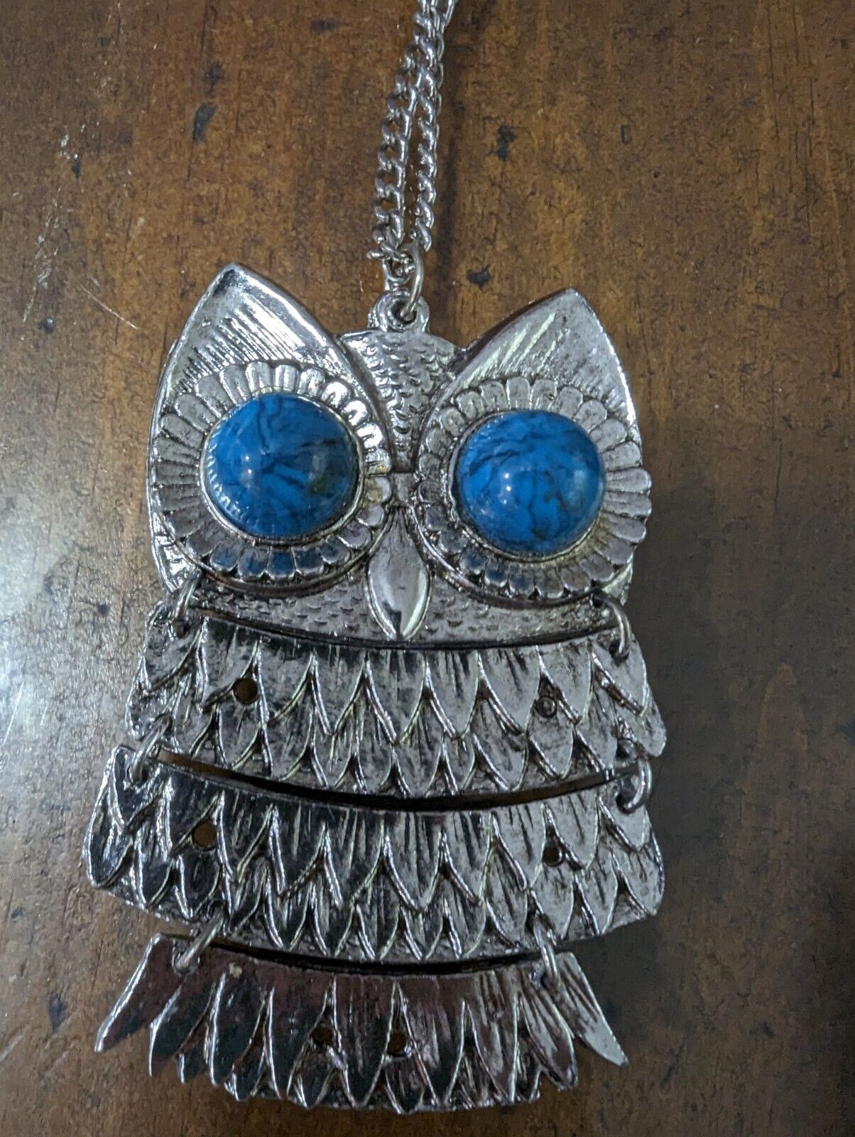 LARGE Owl Pendant & Necklace Silver Tone Costume Jewelry Necklace Blue Eye  OO