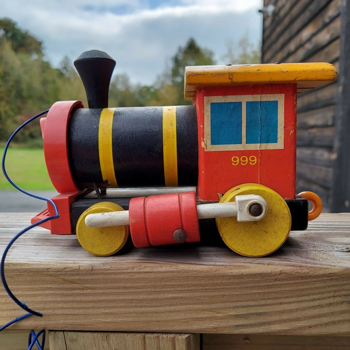 Vintage Fisher Price HUFFY PUFFY 999 Wood TRAIN Engine