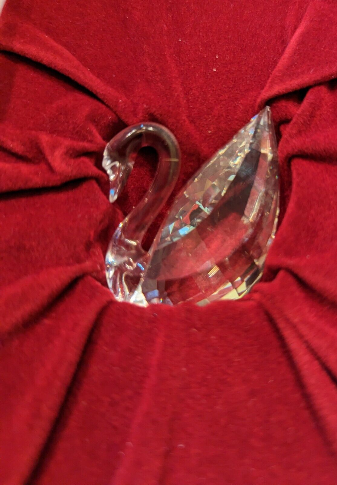 Swarovski Crystal Membership Gift Swan Figure in Box