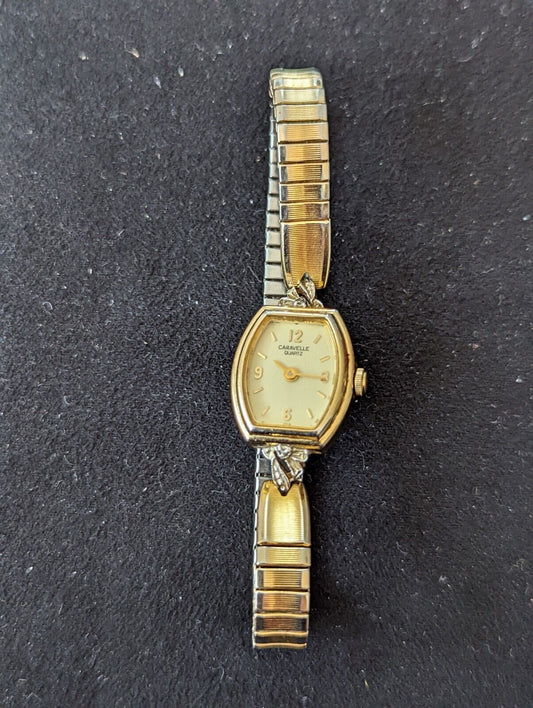 vintage Caravelle Bulova quartz watch Japan 46lo6 Ladies Gold color