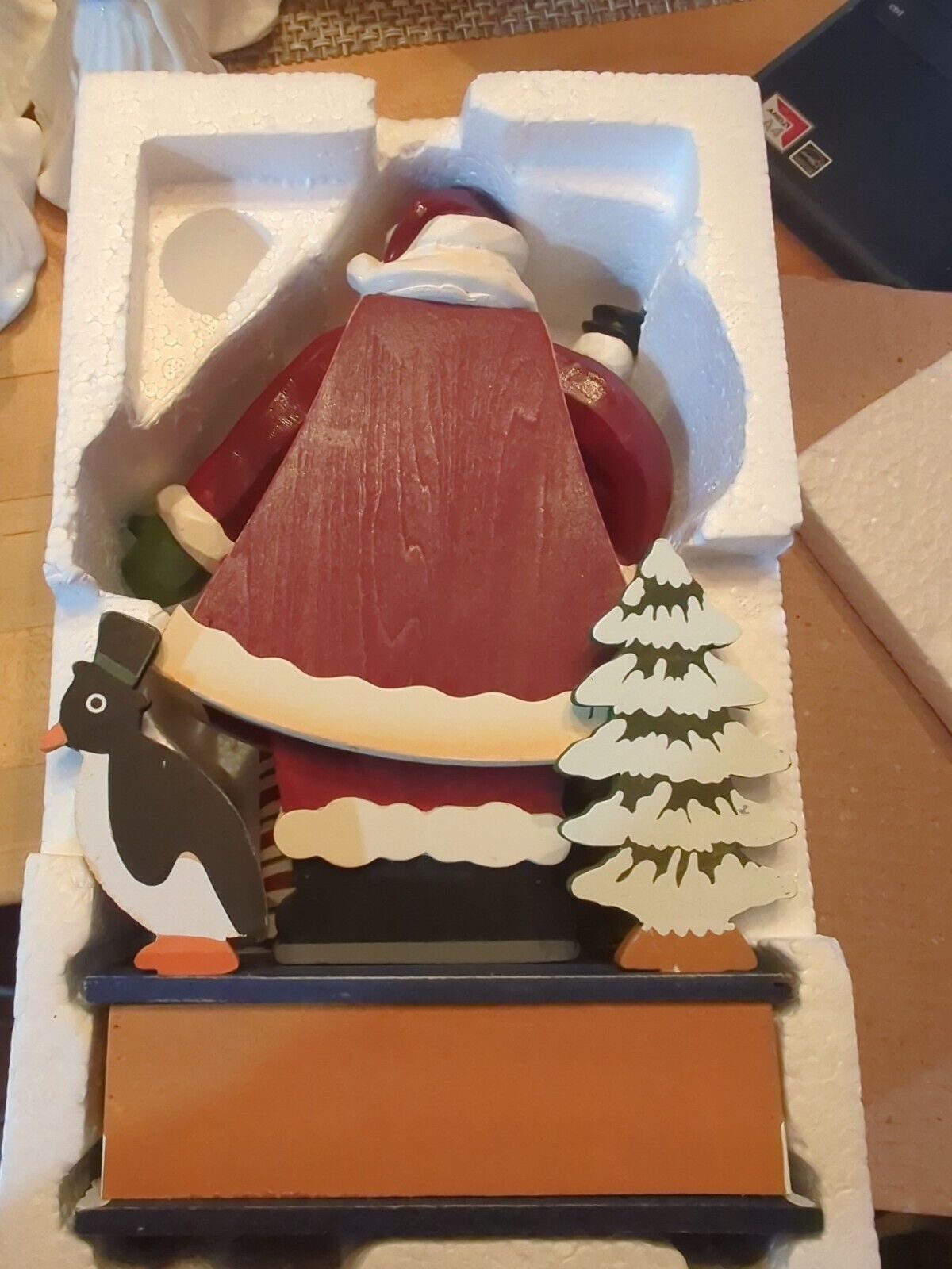 Avon Old St Nick Music Box 12 Days of Christmas 2005 IOB Animated