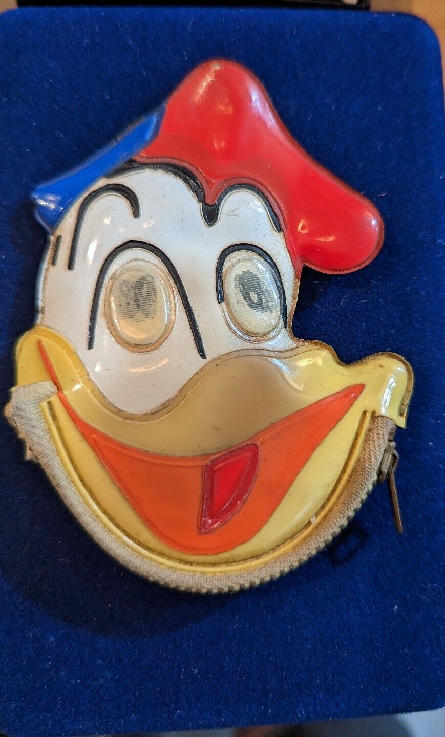 Vintage Disney Donald Duck Plastic Coin Purse