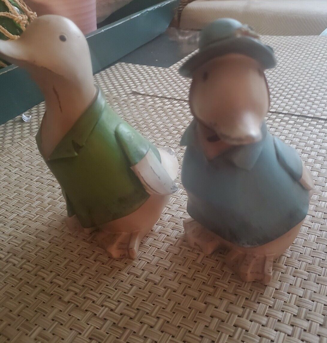 Dolgencorp Mr And Mrs Duck Figurines Porcelain 6x3 Each